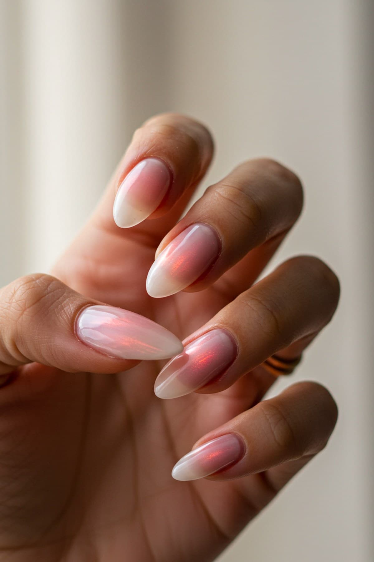 Aura Nails: The Airbrushed Glow Trend (Colors + DIY)