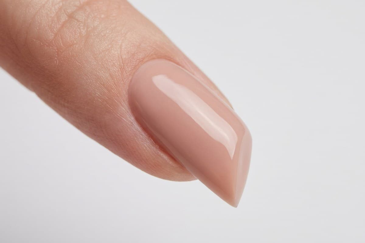 Why everyone's obsessed with lipstick nails