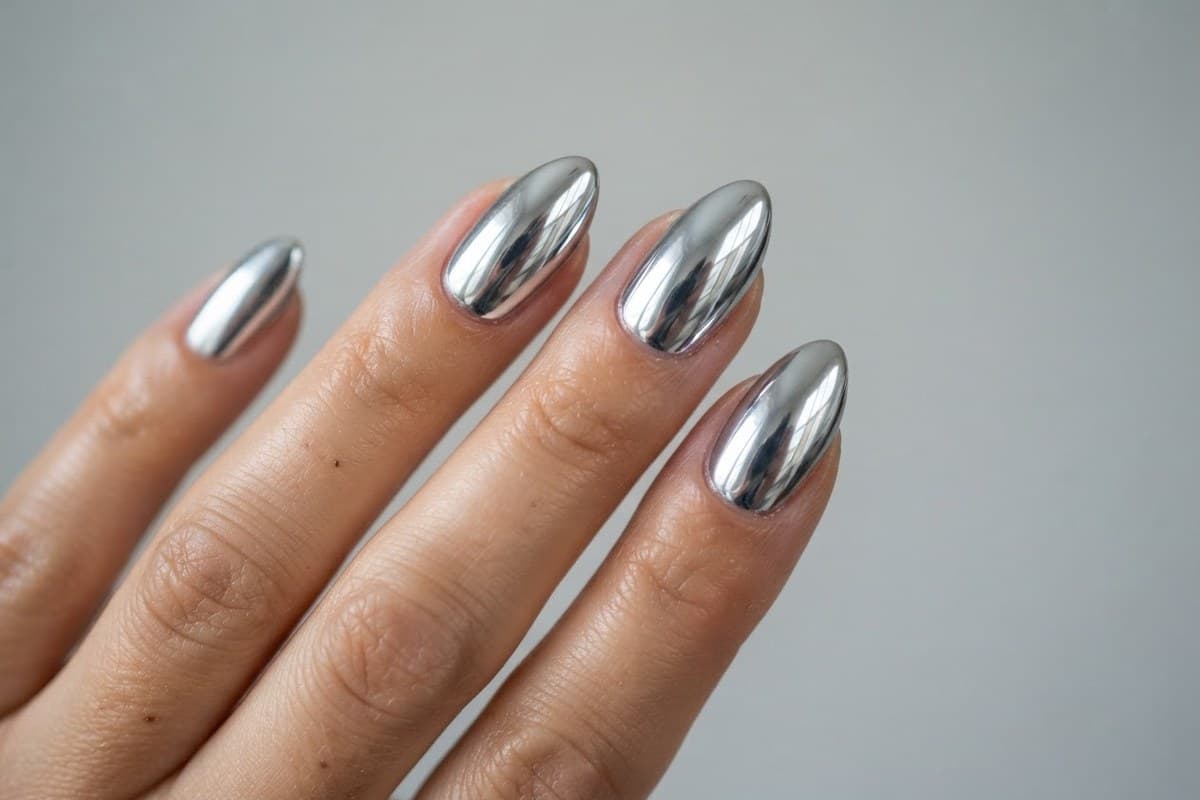 Why Silver and Metallic Nails Never Go Out of Style