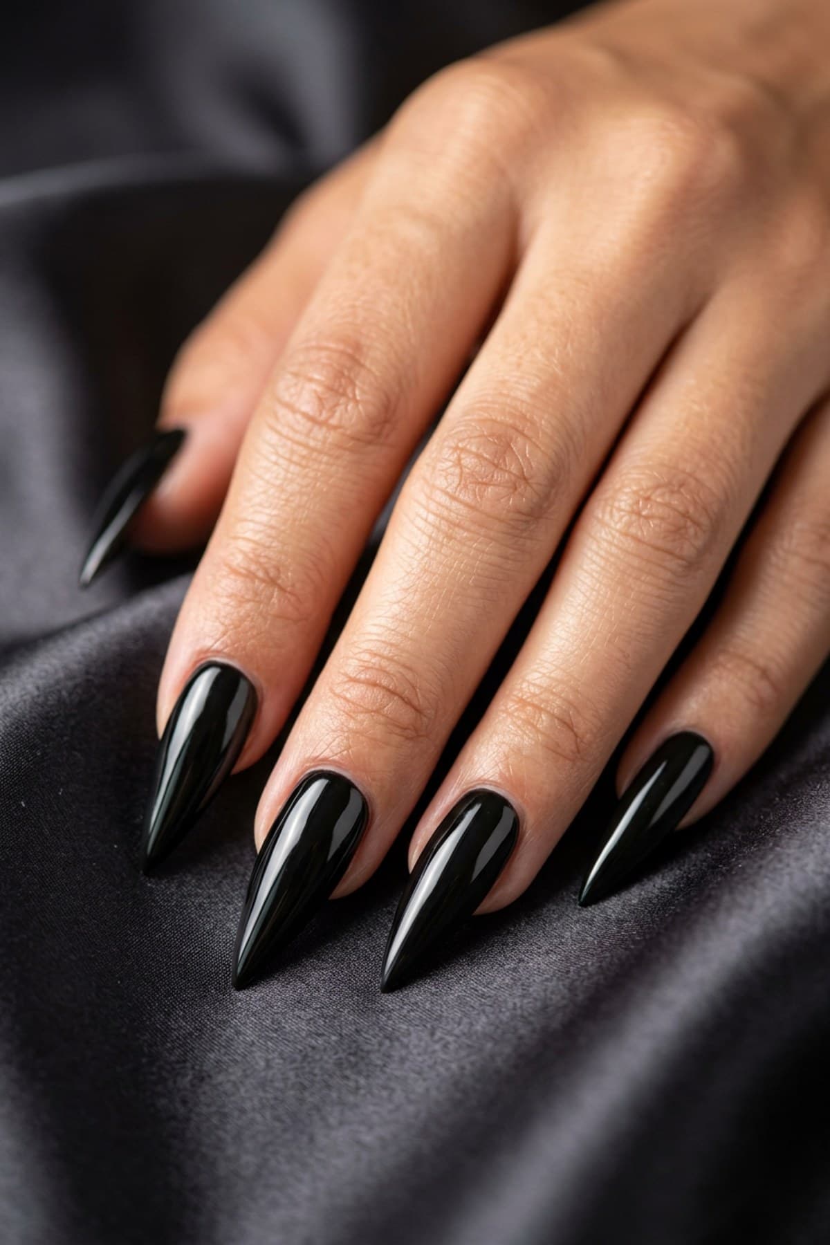 Stiletto Nails: Complete Guide, Designs & Who Suits